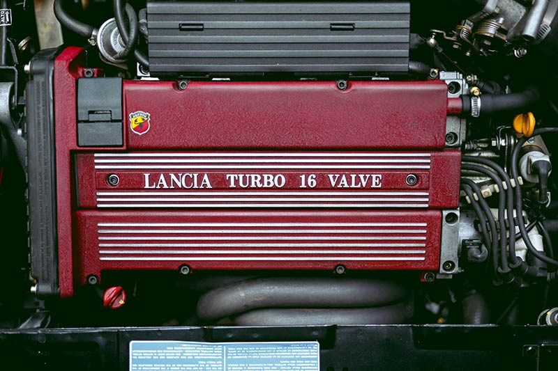 lancia delta integrale engine