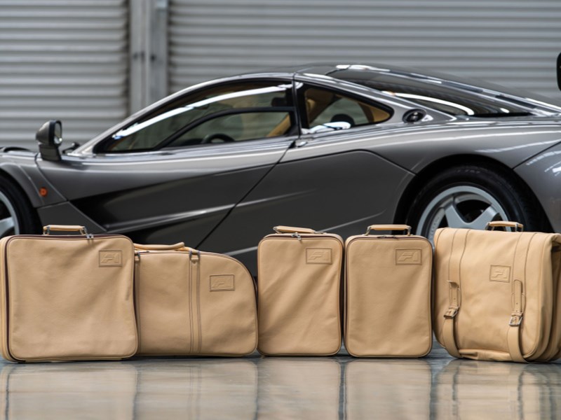 McLaren F1 LM Specification luggage