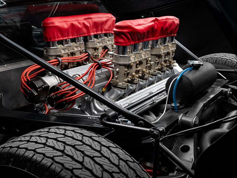 Lamborghini Miura Millechiodi engine