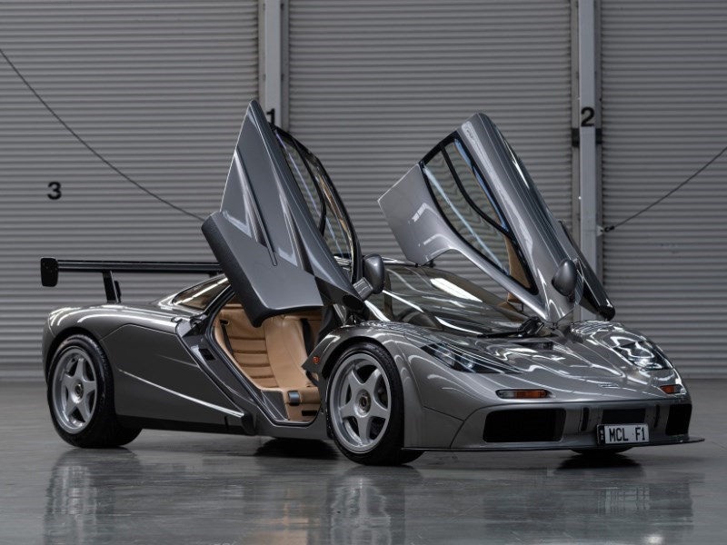 McLaren F1 LM Specification front quarter open