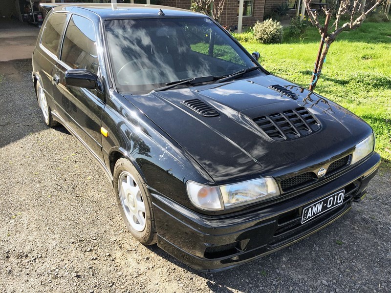 Nissan Pulsar GTi R