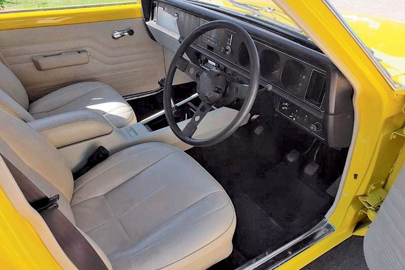 holden torana interior