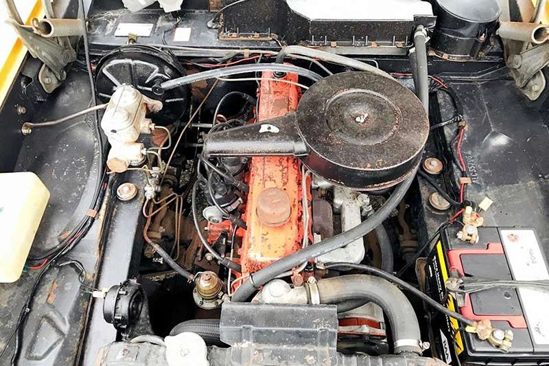 holden torana engine bay