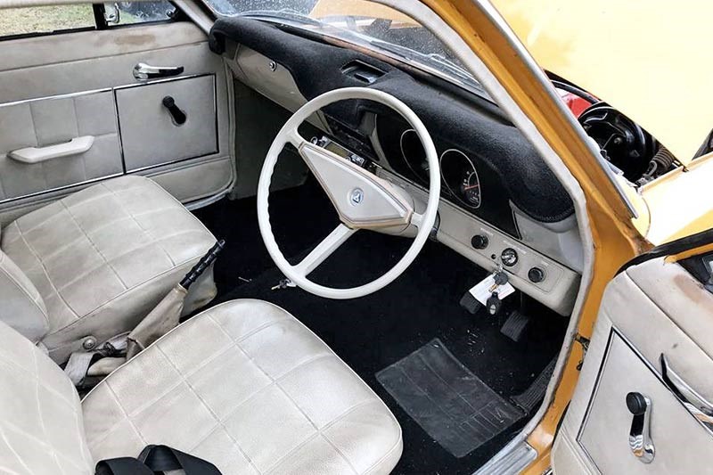 holden torana interior