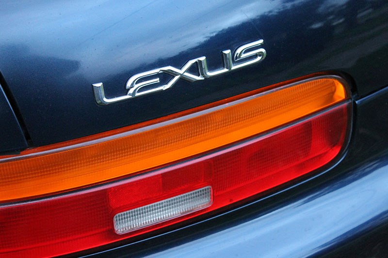 lexus sc400 taillight