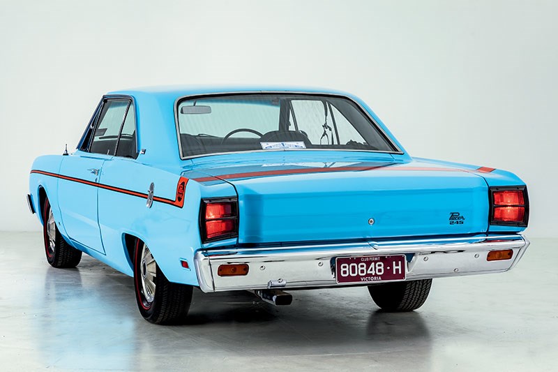 valiant pacer rear