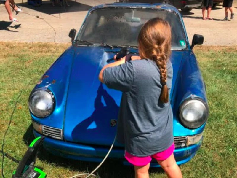 Barn find 911 daughter