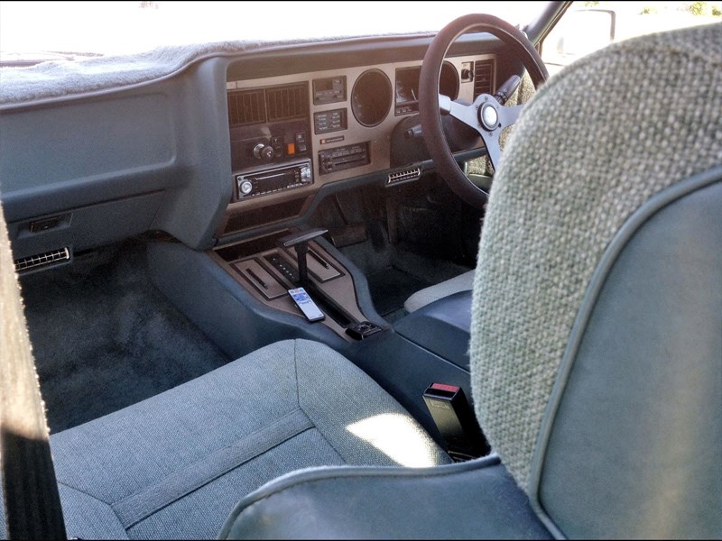 HDT Magnum interior