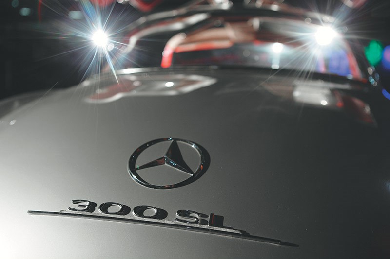 mercedes benz 300sl badge 2