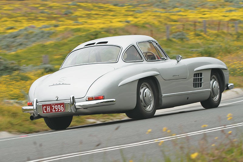 mercedes benz 300sl onroad rear