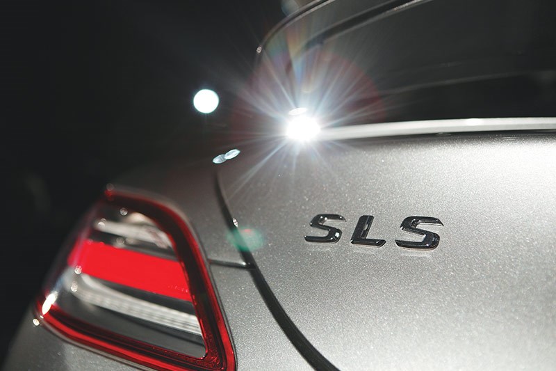 mercedes benz sls amg badge