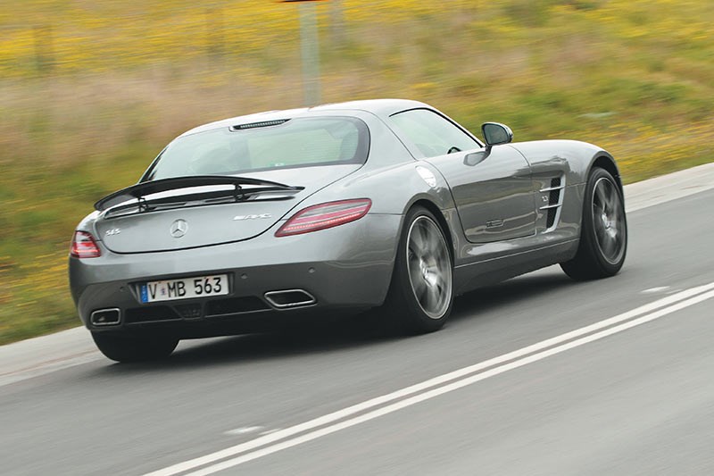 mercedes benz sls amg onroad