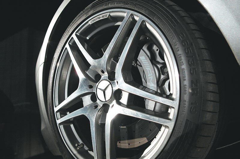 mercedes benz sls amg wheel