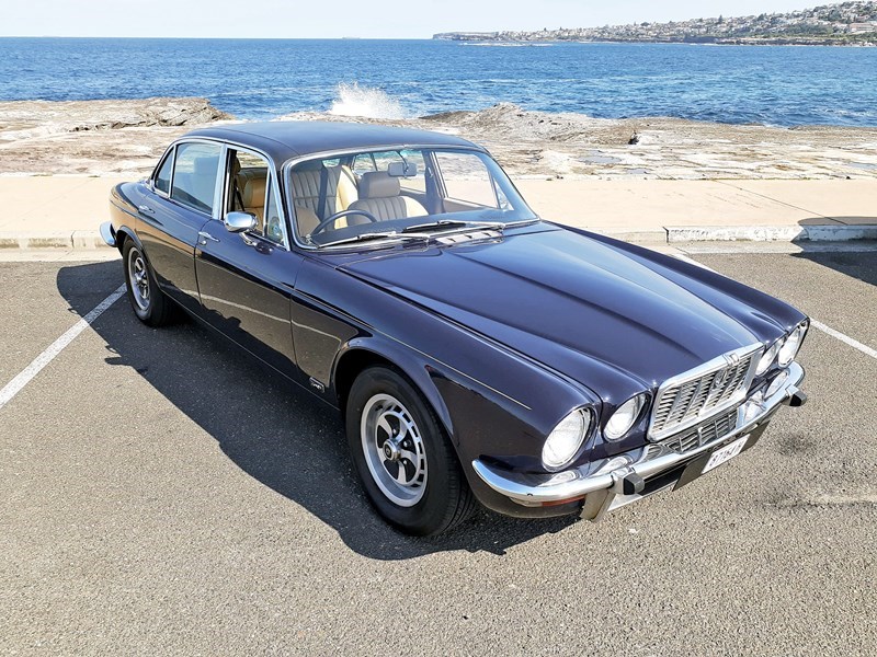 1977 jaguar xj12 series ii 1911