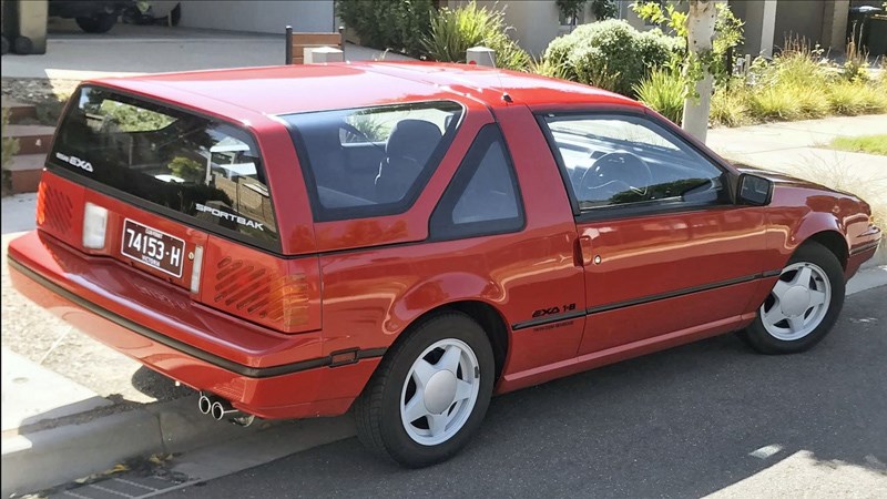 Nissan EXA rear side