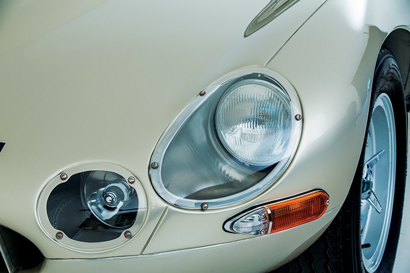 jaguar etype lightweight headlight