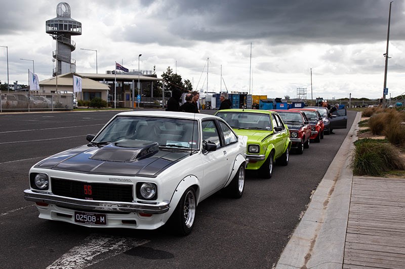 torana cruise 8786