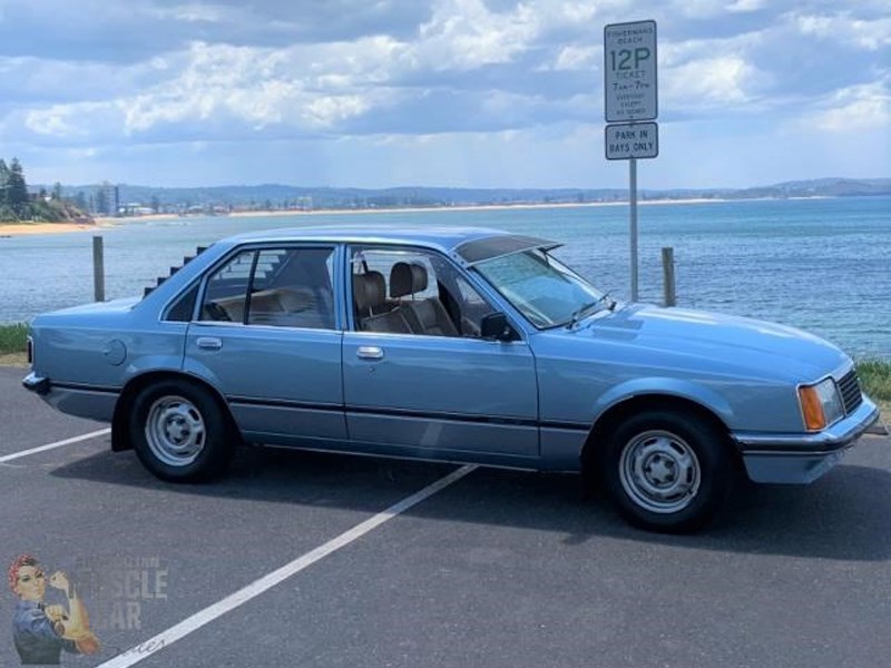 vc commodore front side