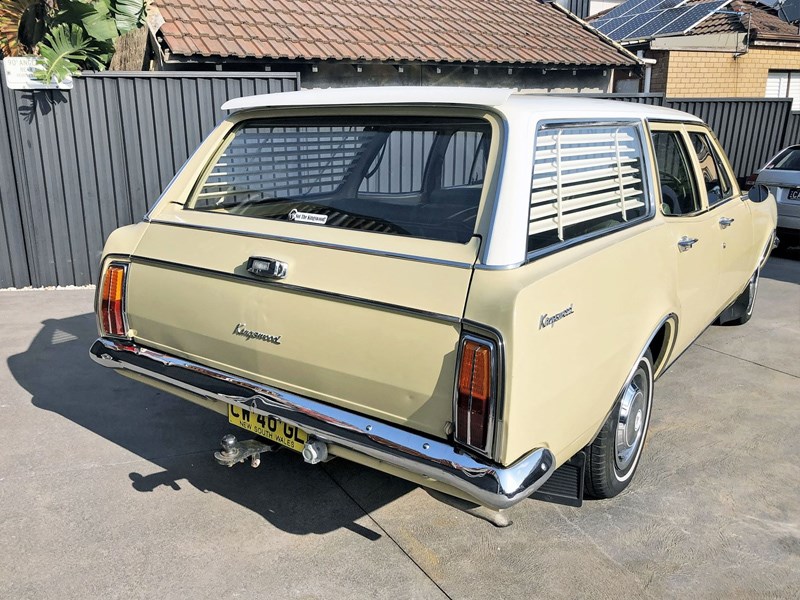 HT Kignswood rear side