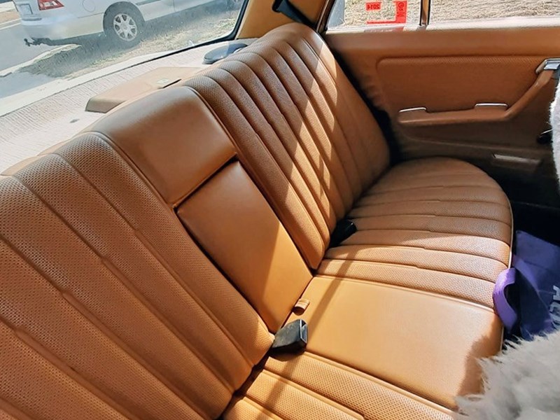 W123 280E interior rear