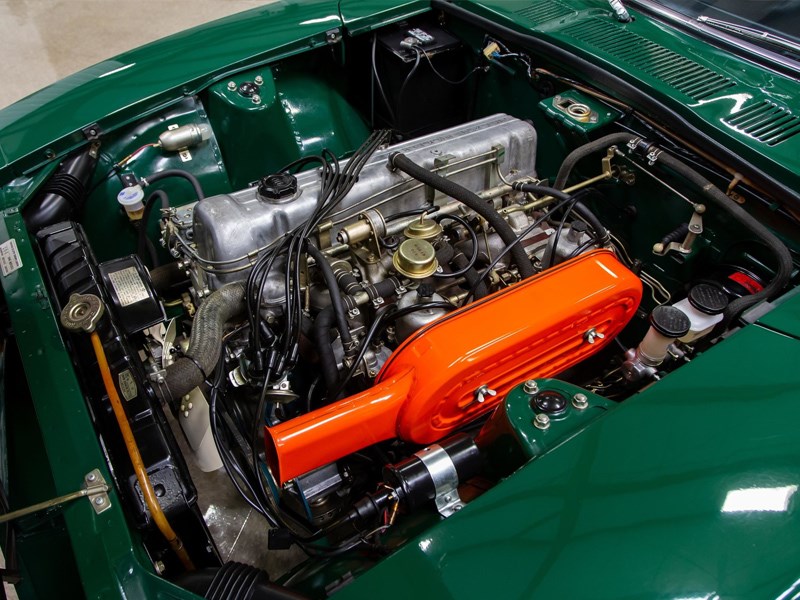 Datsun 240Z engine bay