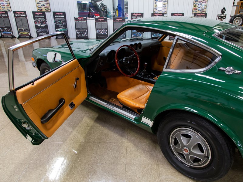 Datsun 240Z interior