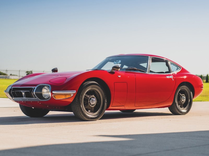 Toyota 2000GT for auction front side