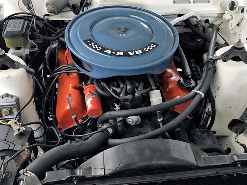 XC Fairmont GXL engine