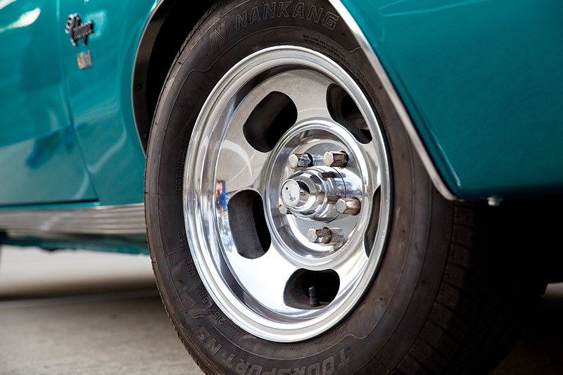 chrysler valiant charger wheel