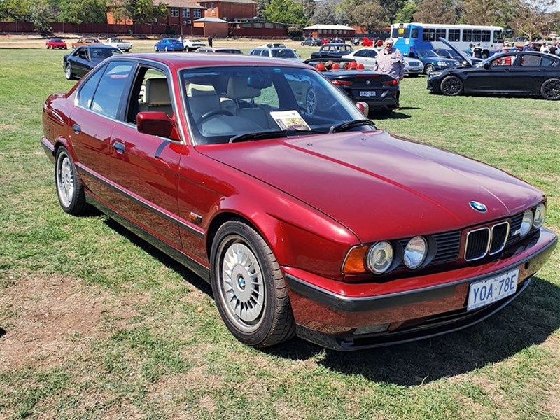 BMW e34 M5