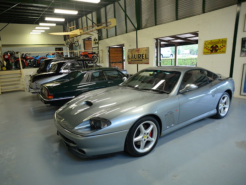 Binalong motor museum fire sale ferrari 550