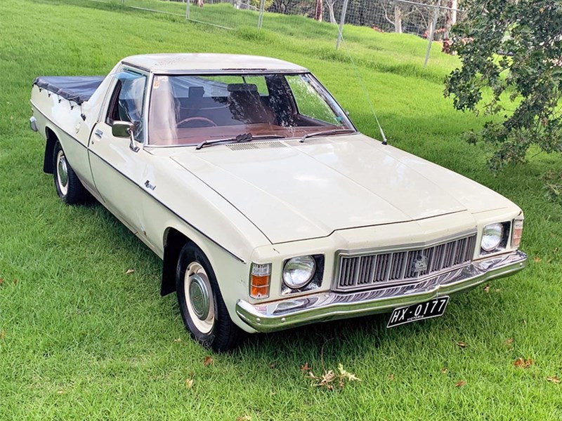 HX Kingswood ute front side