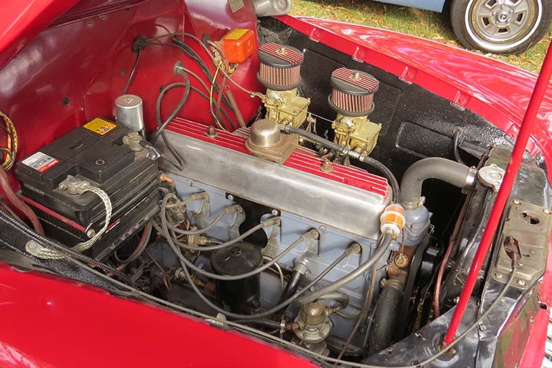 holden fj engine bay 2