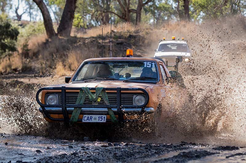 outback car trek 2003