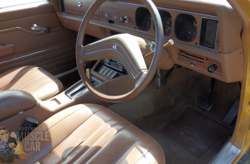 LX Torana SL interior