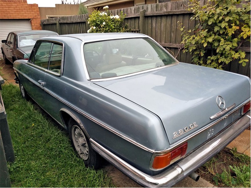 Mercedes 280CE front side