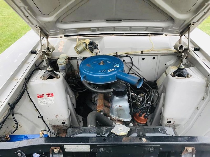 XW ute engine