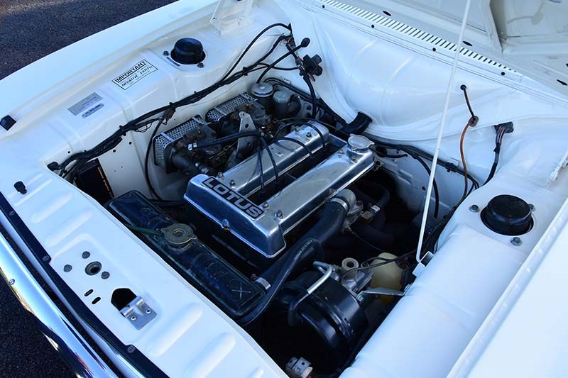 ford cortina engine bay