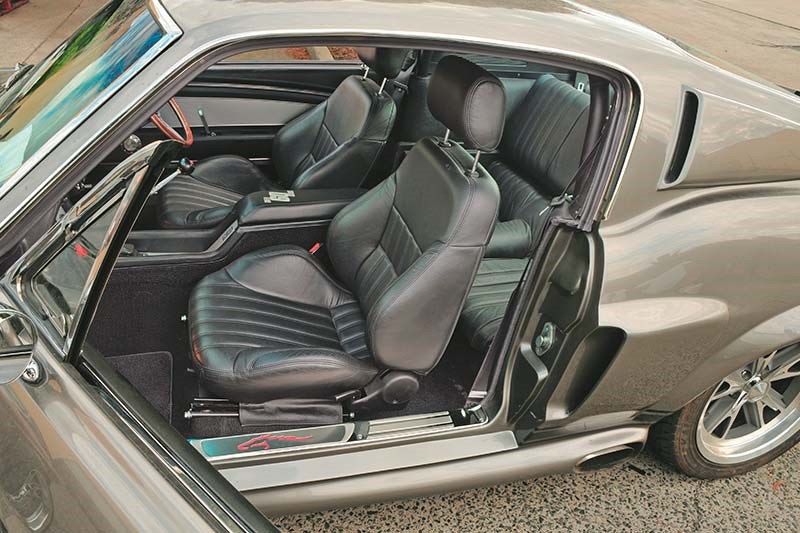 ford mustang seats