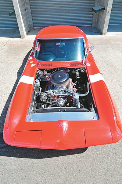 peter brock corvette 12