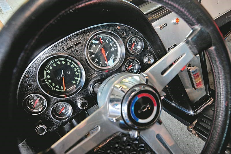 peter brock corvette dash