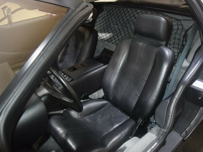 1200 mile delorean interior seats