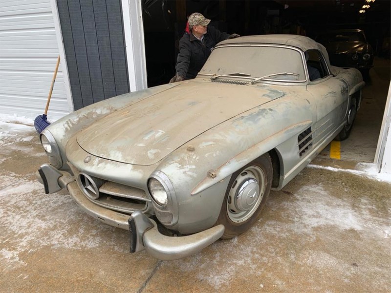 300SL barn find front side