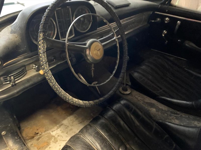 300SL barn find interior