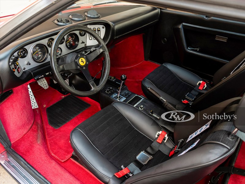 Ferrari 308 Safari interior