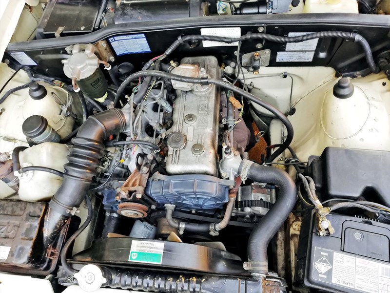 Isuzu Gemini tempter engine