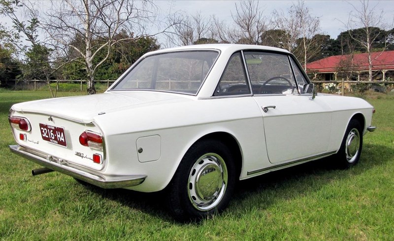 Lancia Fulvia rear side