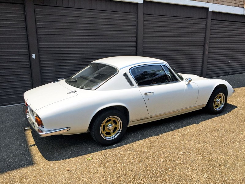 Lotus Elan 2 tempter rear side