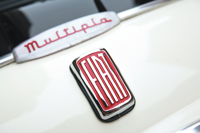 fiat multipla badge