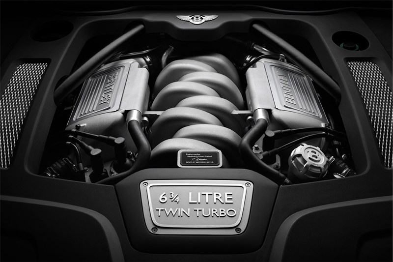 Bentley 6 threequarter engine